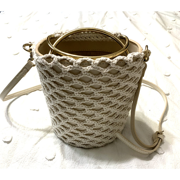 Zara Trafulac Crocheted Bucket Bag Cream Gold Crossbody Boho Club Party Glam - Picture 5 of 10